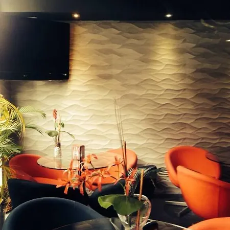 San Antonio Hotel 2*